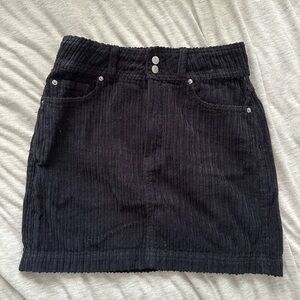 Urban Outfitters BDG soft corduroy mini skirt. High-waisted. Size XS